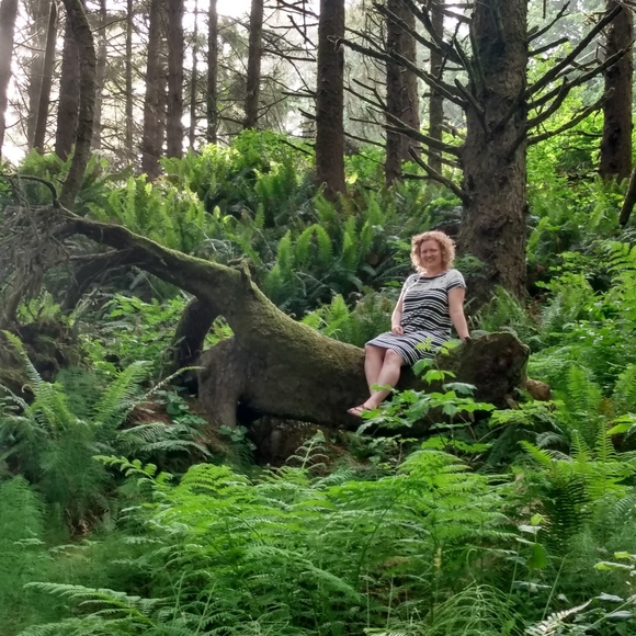 Meet your Posher, Charlotte - Picture 2 of 4